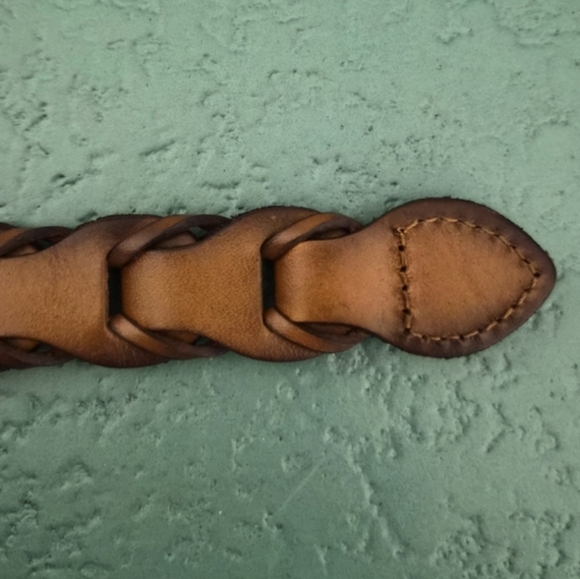 PAIGE Braided Harley Leather Belt Tan Size S Gold Ring Buckle NWT - Picture 4 of 8